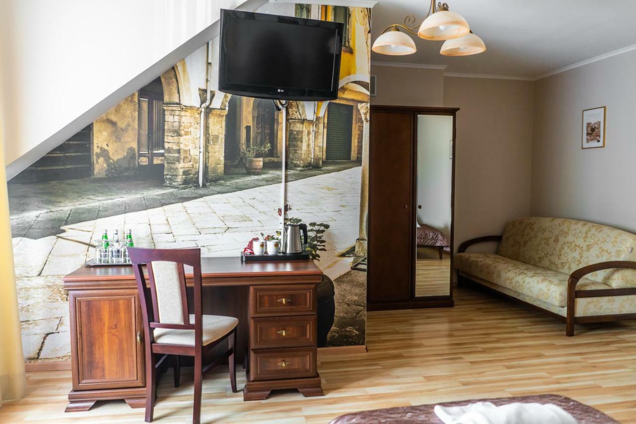 Dworek Helena 3* Biała Podlaska